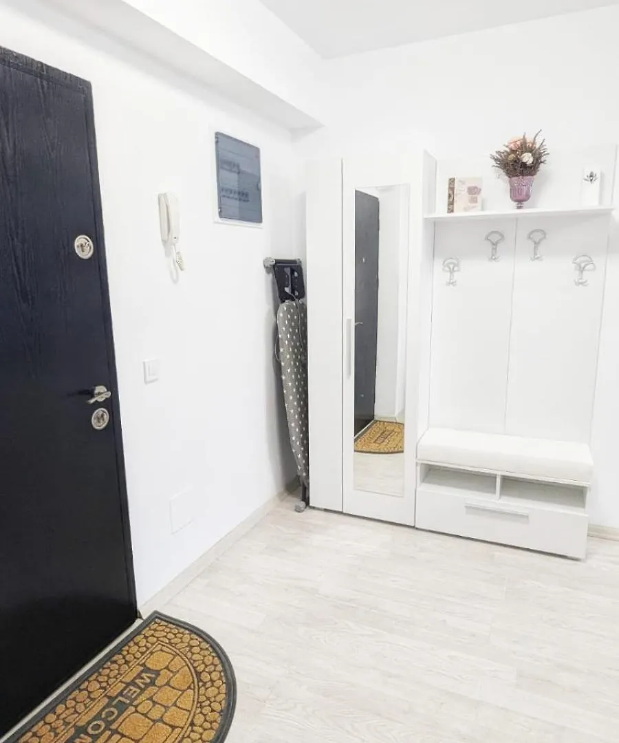 Airport Apartment 70 Squared Meters Otopeni