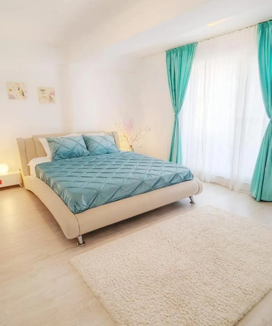 Airport Apartment 70 Squared Meters Otopeni