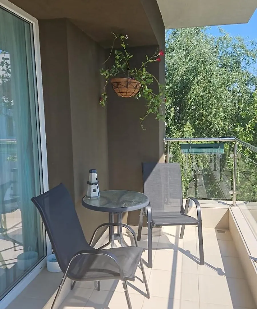 Airport Apartment 70 Squared Meters Otopeni